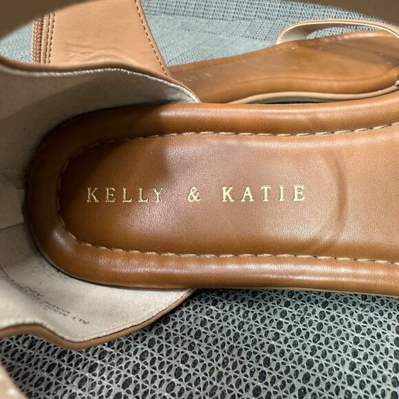 Kelly & Katie Womens Size 10M Tan Nymie Open Toe Sandals Ankle Strap Back Zipper - Picture 4 of 9